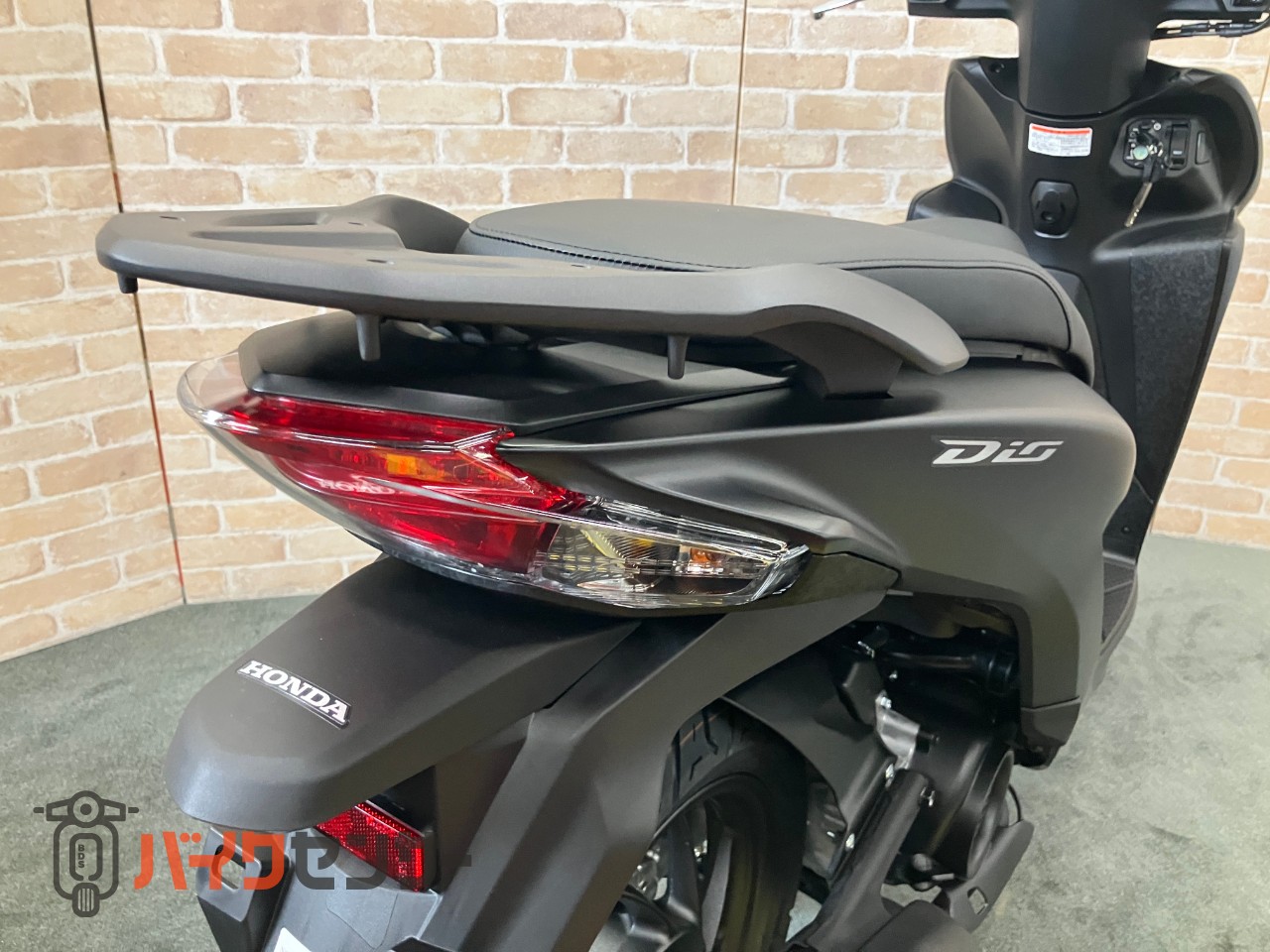 DIO110 Lite　新基準原付・原付免許運転可能　メットイン　サイドスタンド　マット ギャラクシーブラックメタリック_40