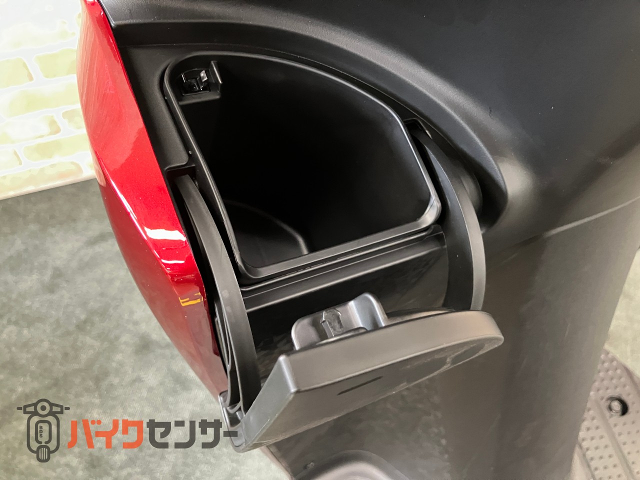 DIO110 Lite　新基準原付・原付免許運転可能　メットイン　サイドスタンド　キャンディラスターレッド_10