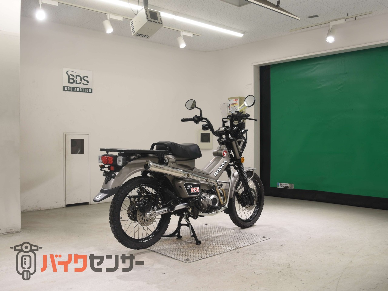 CT125ハンターカブ　エクセルワイドリム　ナイトロンＲサス　ウオタニSP2　T-REV　SP忠男マフラー　OVERスイングアーム_4