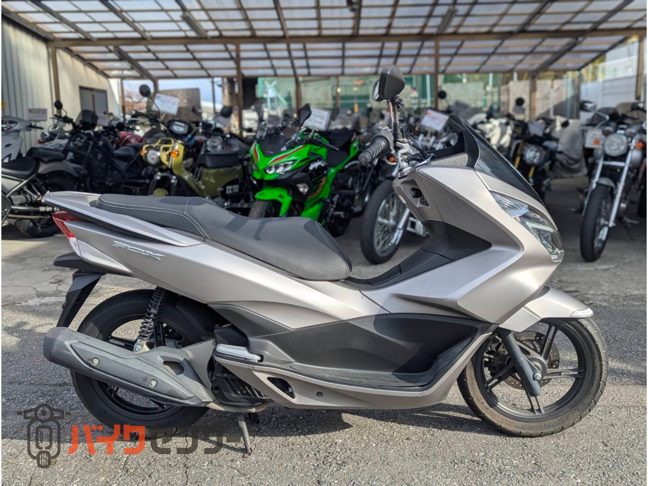 ホンダ PCX125 ☆エンジン動画あり☆ 原付二種スクーター 低燃費 JF56 ホンダ PCX125 ☆エンジン動画あり☆ 原付二種スクーター 低燃費 JF56