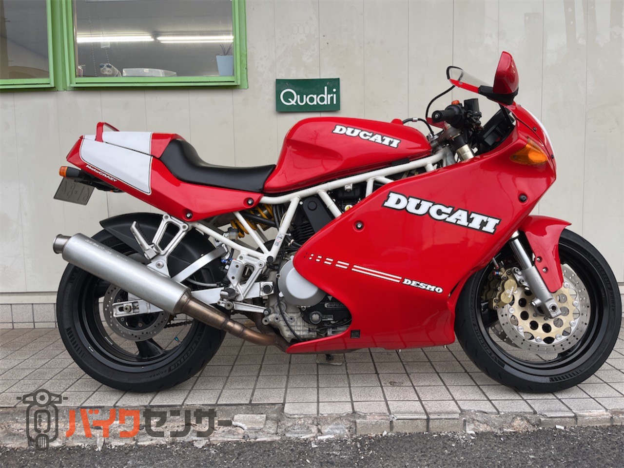 ドゥカティ 900SS 本国仕様ライトレンズ 現状販売 B620690| BDSバイク