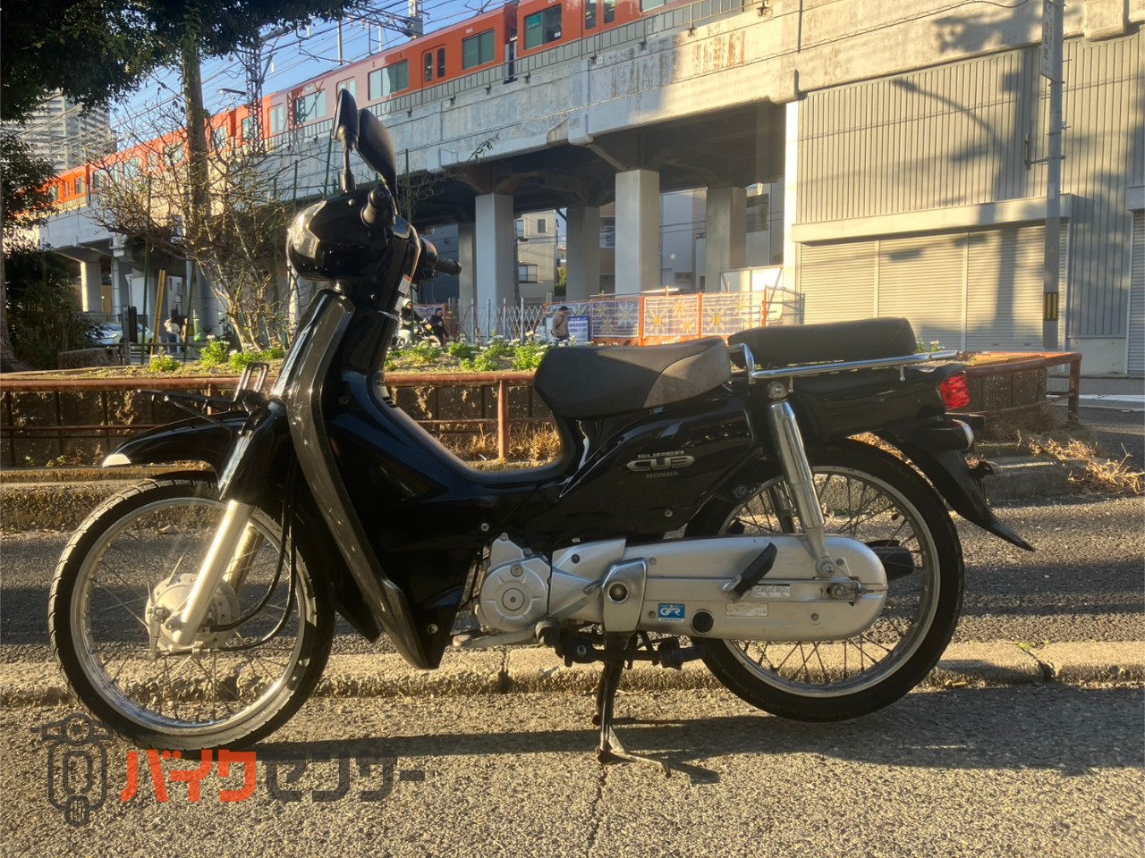 商談中です。ホンダ スーパーカブ110 JA10 走行約6000km 純正スクリーン･タンデムシート付き バッテリー新品 ホンダ スーパーカブ JA59 JA60 JA44 AA09 JA10 AA04 JA45 AA06 ダブル