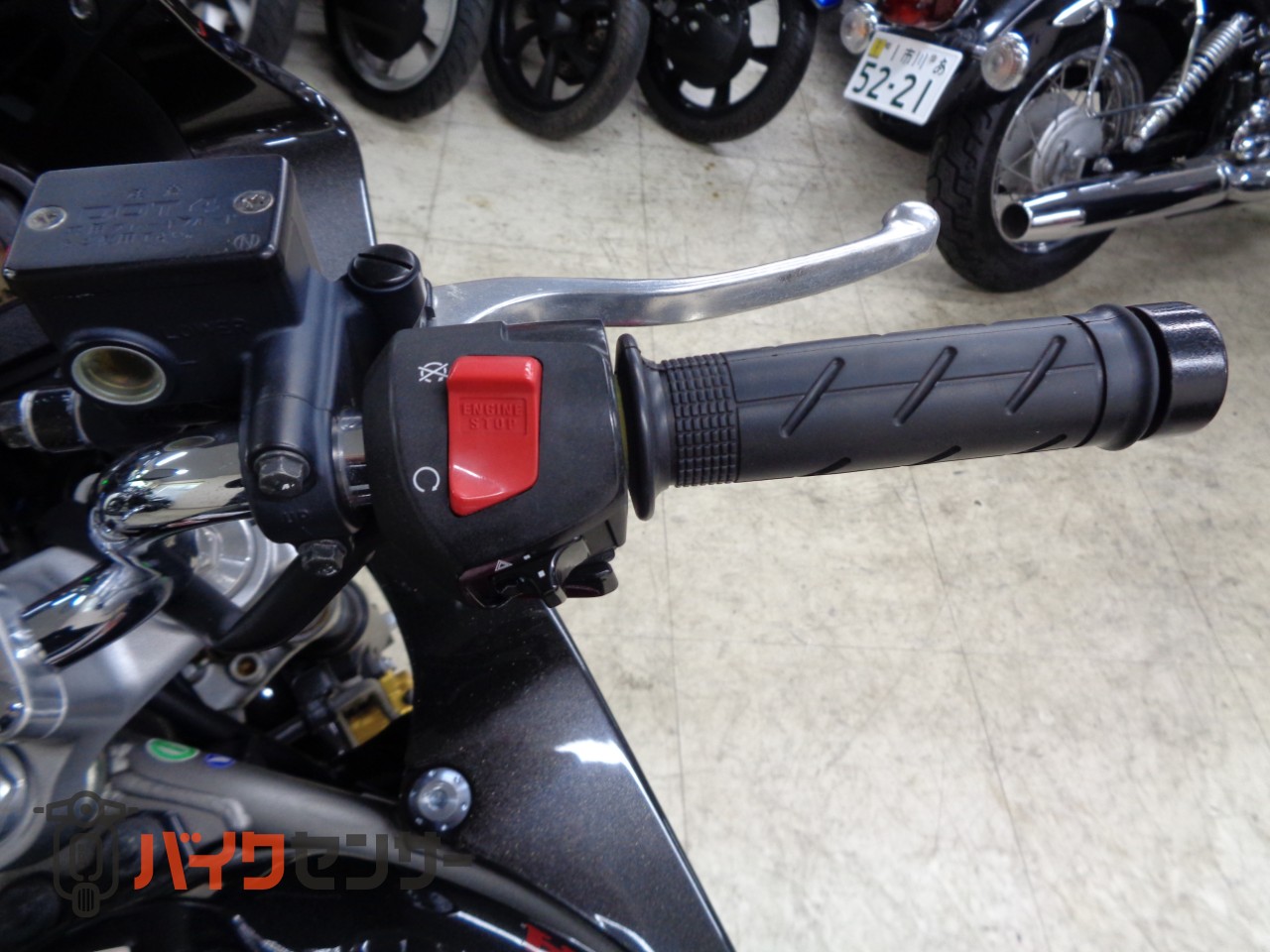 ホンダ VTR250F ラジアルタイヤ マルチリフレクター 多機能液晶
