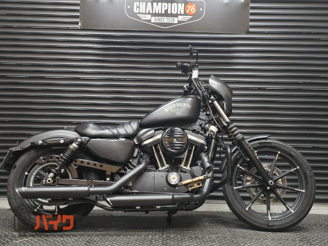 XL883N アイアン　バンスマフラー　カスタムハンドル　カスタムグリップ　サドルバック　エンジンガード