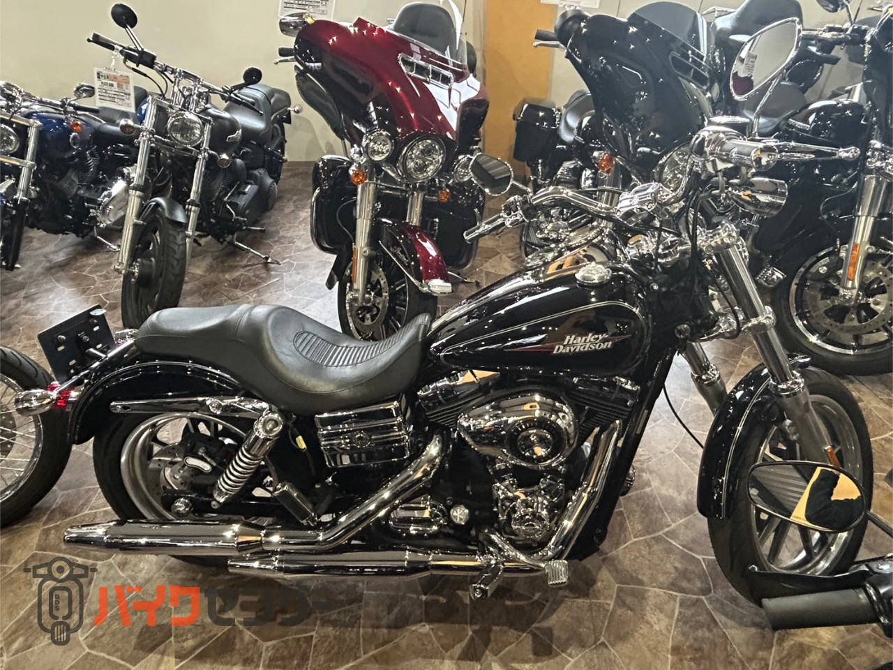 ハーレーダビッドソン FXDL ダイナローライダー ブラック 屋内保管