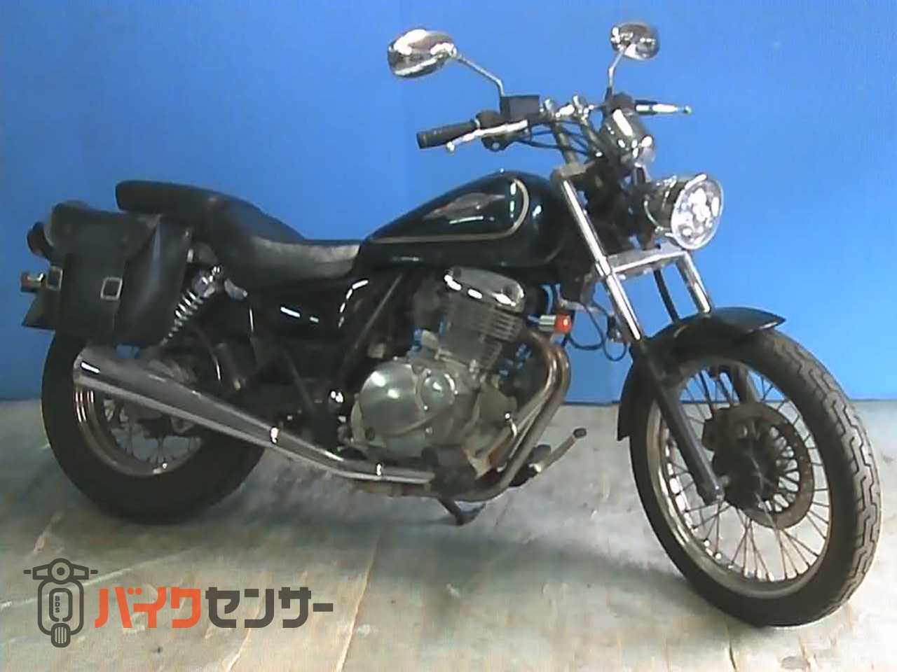 SUZUKI GZ250 緑 格安提供車 エンジン始動確認 半額配送キャンペーン 期間限定車体価格 現状渡し諸経費￥0- 横浜 P-Yard SUZUKI GZ250 黒 格安提供車 半額配送キャンペーン クランキング確認