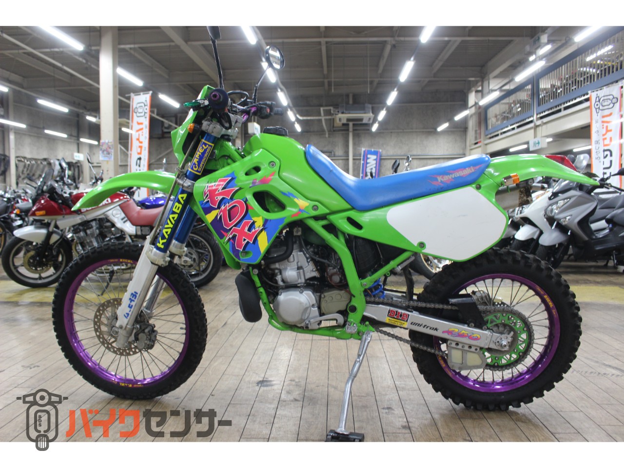 【りょう】商品 カワサキ 大阪～整備済み KDX250SR 走行少な目 前後タイヤ新品 全国