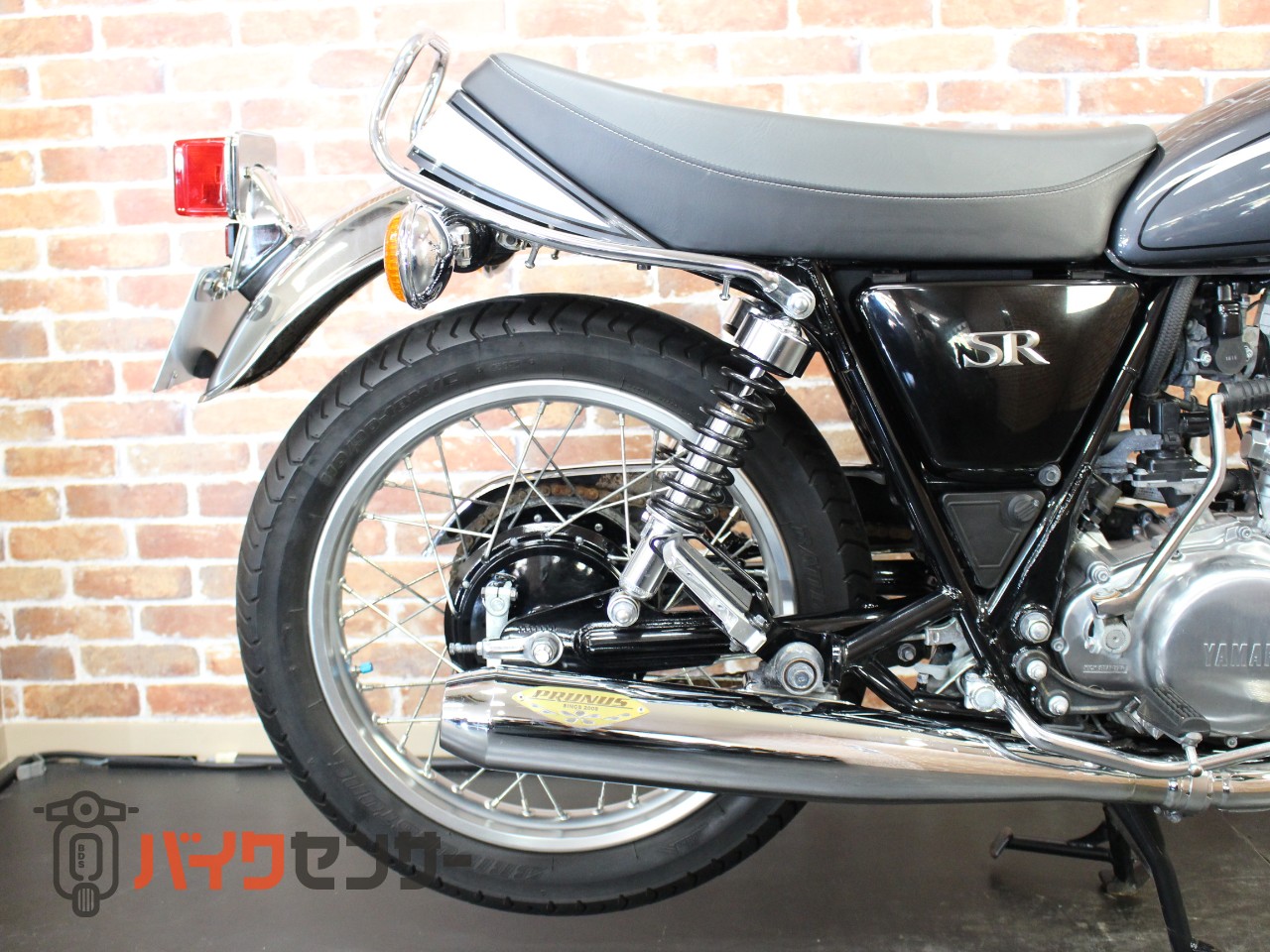 ヤマハ SR400-5 FinalEdition PRUNUSマフラー パフォーマンスダンパー