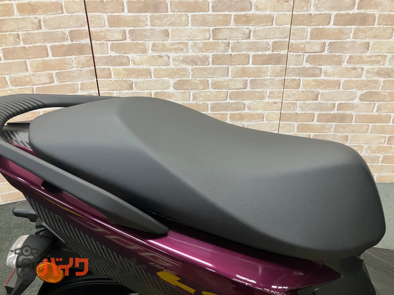 JOG ONE 新基準原付 原付免許運転可能　メットイン　サイドスタンド_33