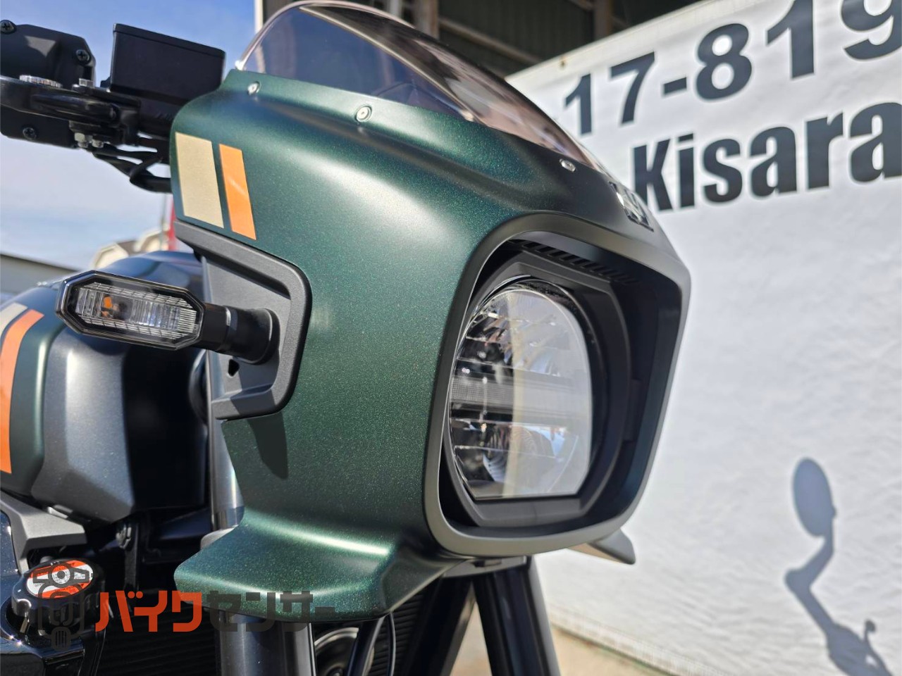 スズキ GSX-8TT 新型 ネオクラシック ネイキッド マットグリーン