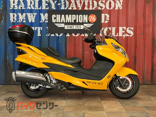 スカイウェイブ250 タイプM　GIVIパニアケース　ノーマル車両