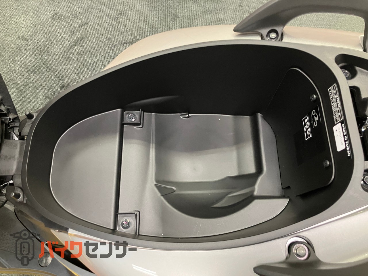 JOG ONE 新基準原付　原付免許運転可能　メットイン　サイドスタンド_24