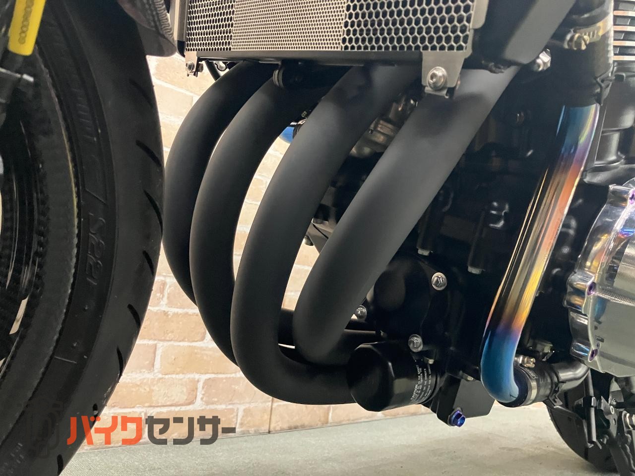 Z900RS SE　カスタム多数！　オールペイント　ウィリーパーツ多数　ROTOBOXカーボンホイール　ヨシムラ手曲マフラー_18