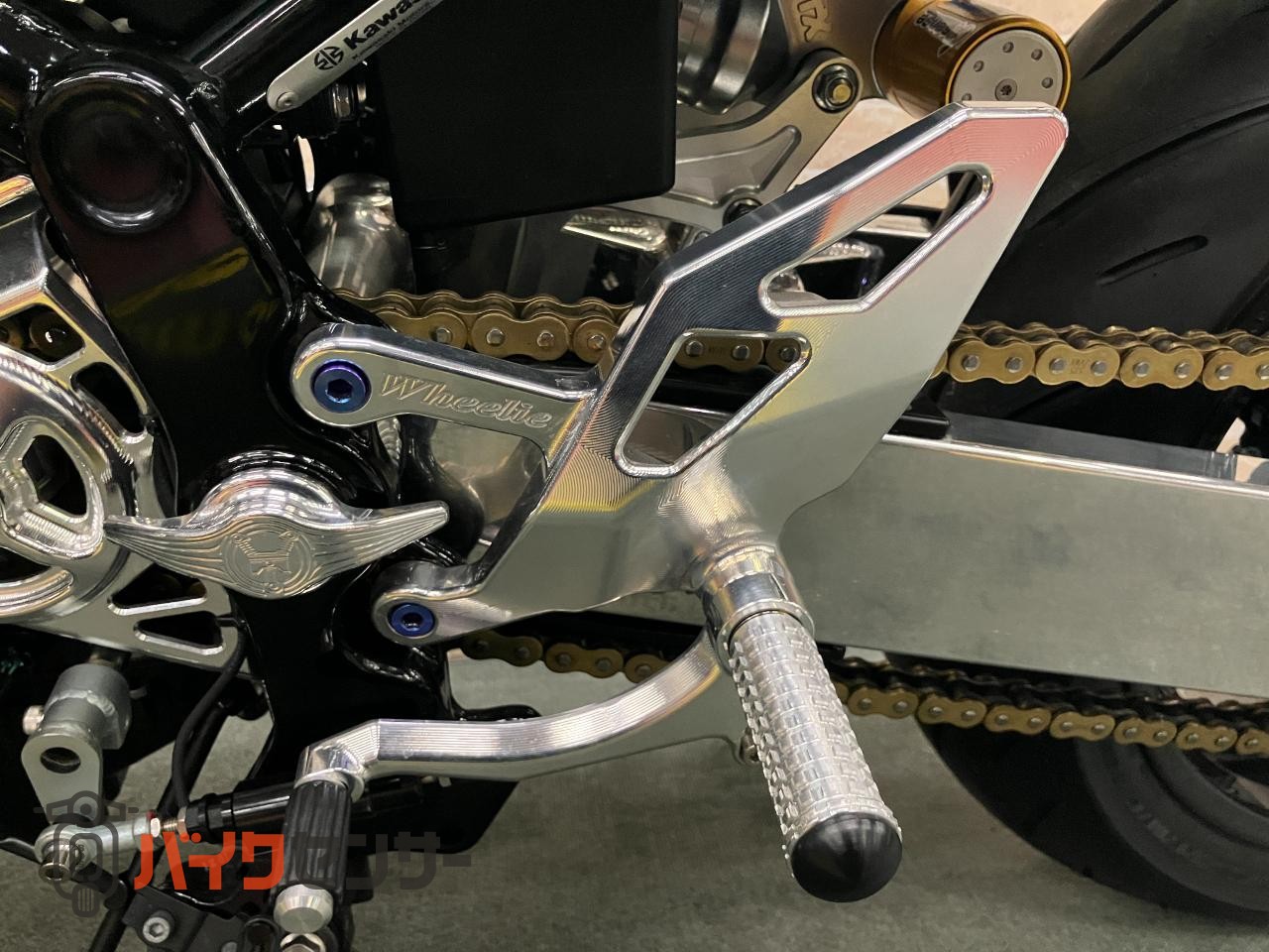 Z900RS SE　カスタム多数！　オールペイント　ウィリーパーツ多数　ROTOBOXカーボンホイール　ヨシムラ手曲マフラー_21