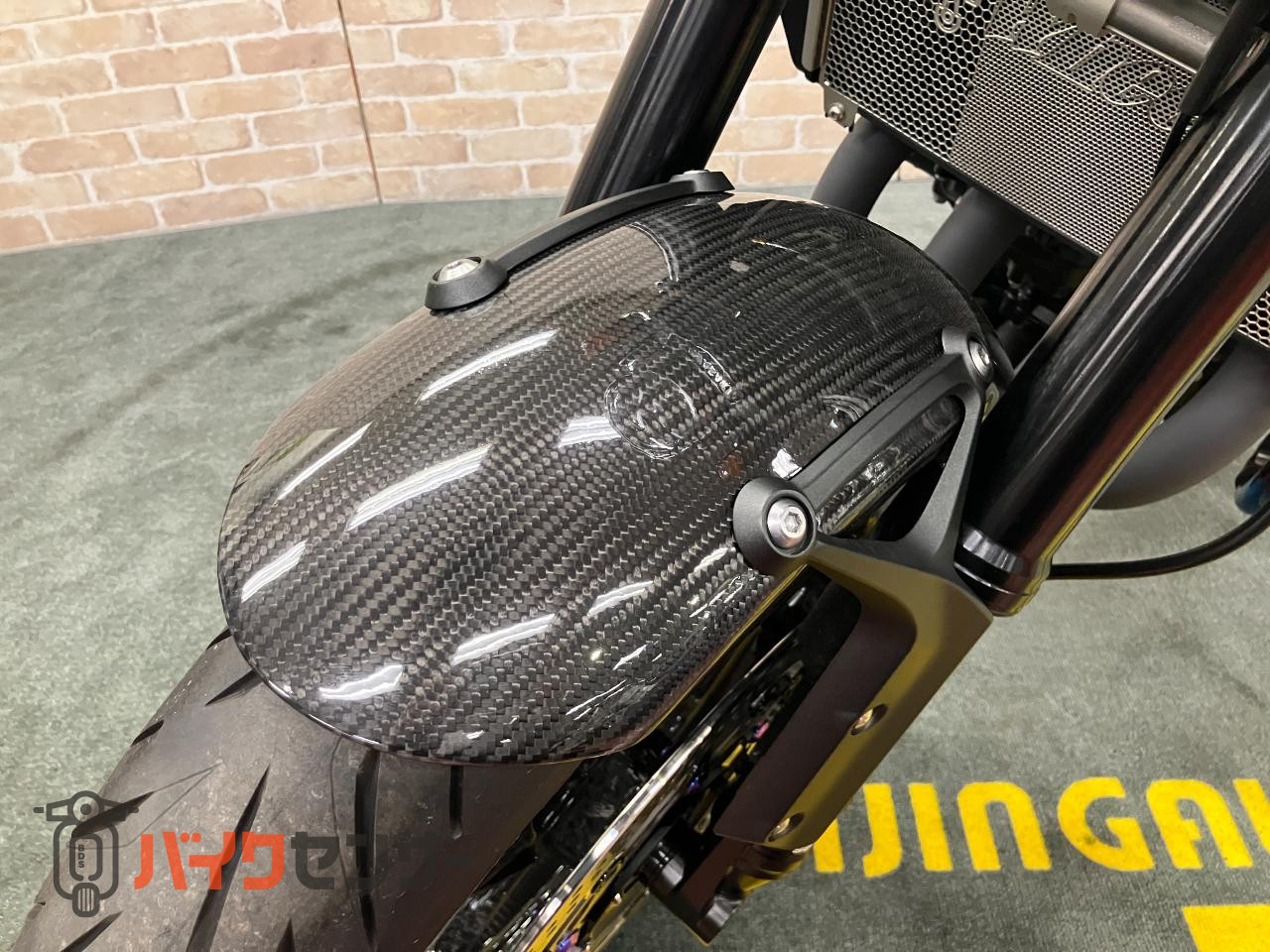 Z900RS SE　カスタム多数！　オールペイント　ウィリーパーツ多数　ROTOBOXカーボンホイール　ヨシムラ手曲マフラー_37