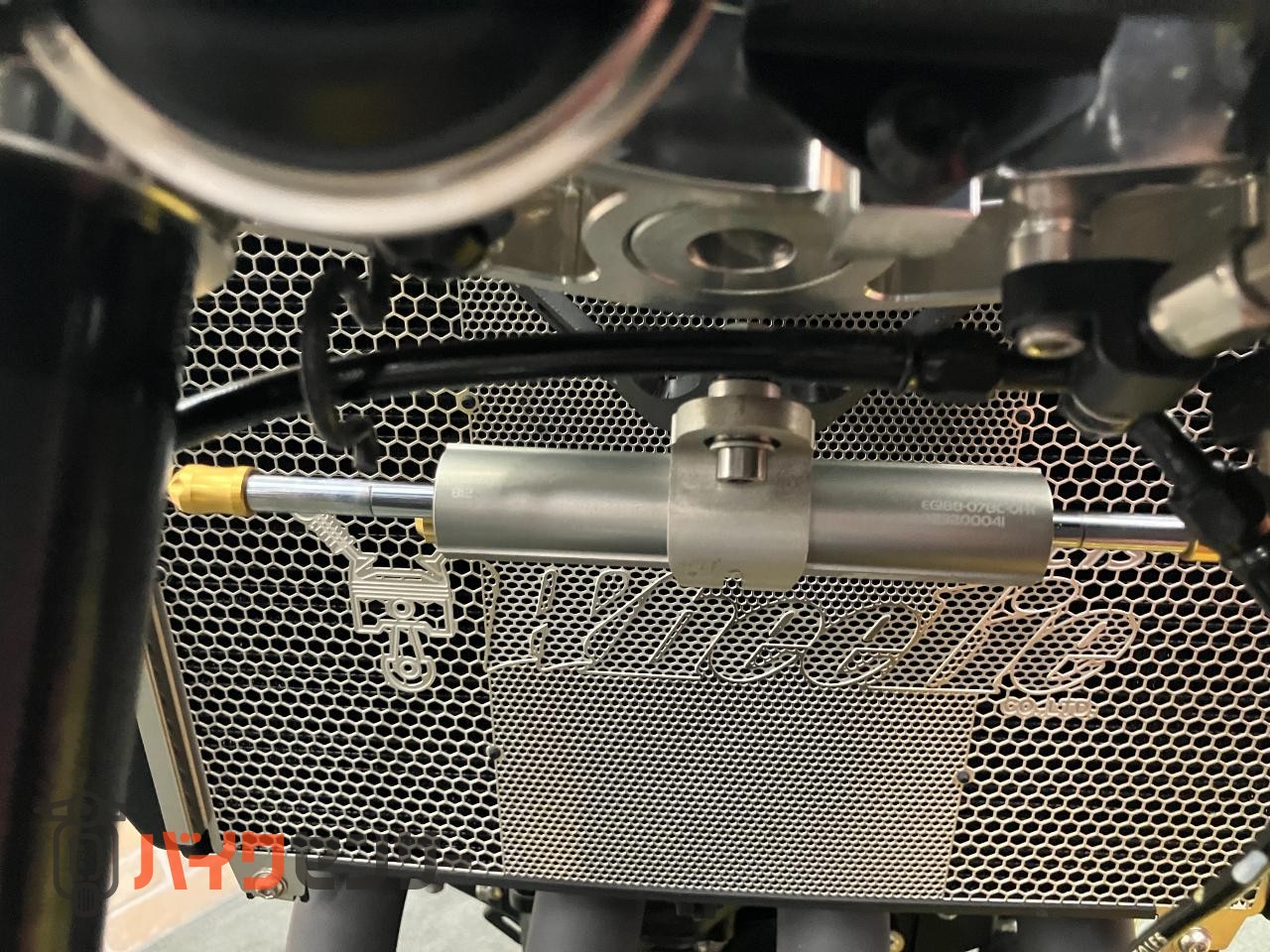 Z900RS SE　カスタム多数！　オールペイント　ウィリーパーツ多数　ROTOBOXカーボンホイール　ヨシムラ手曲マフラー_39