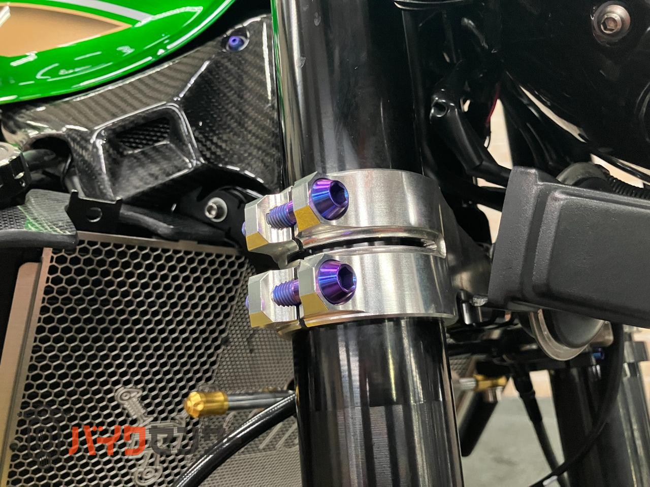 Z900RS SE　カスタム多数！　オールペイント　ウィリーパーツ多数　ROTOBOXカーボンホイール　ヨシムラ手曲マフラー_45
