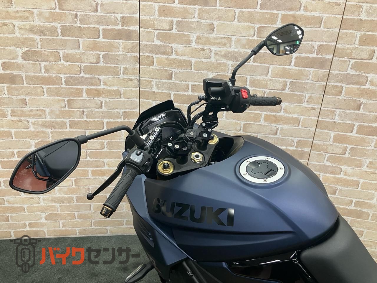 カタナ　OVERハンドル　ベビーフェイスステップ　ヨシムラエンジンスライダー　フェンダーレス　タンデムバー_45