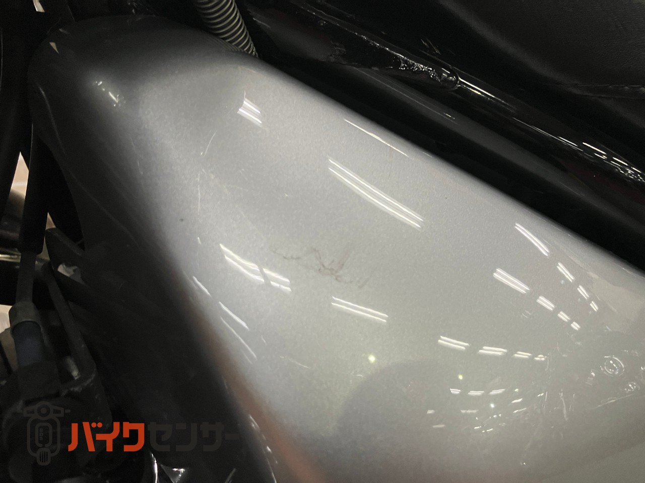 イントルーダー400クラシック　キャブレター車　エンジンガード　バックレスト　サイドサポート　ハンドル　フィッシュテールマフラー_19