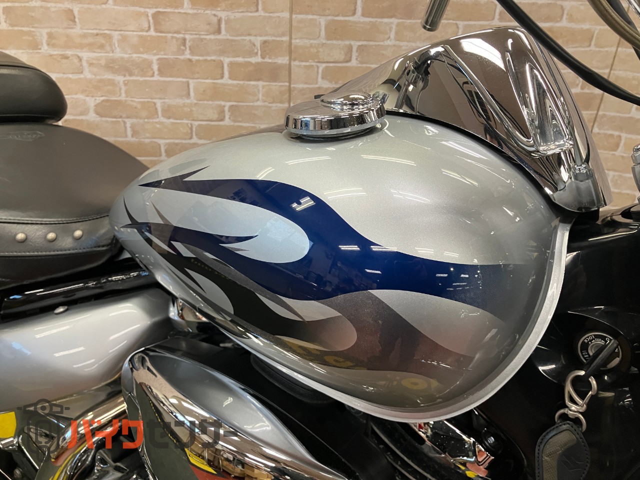 イントルーダー400クラシック　キャブレター車　エンジンガード　バックレスト　サイドサポート　ハンドル　フィッシュテールマフラー_27