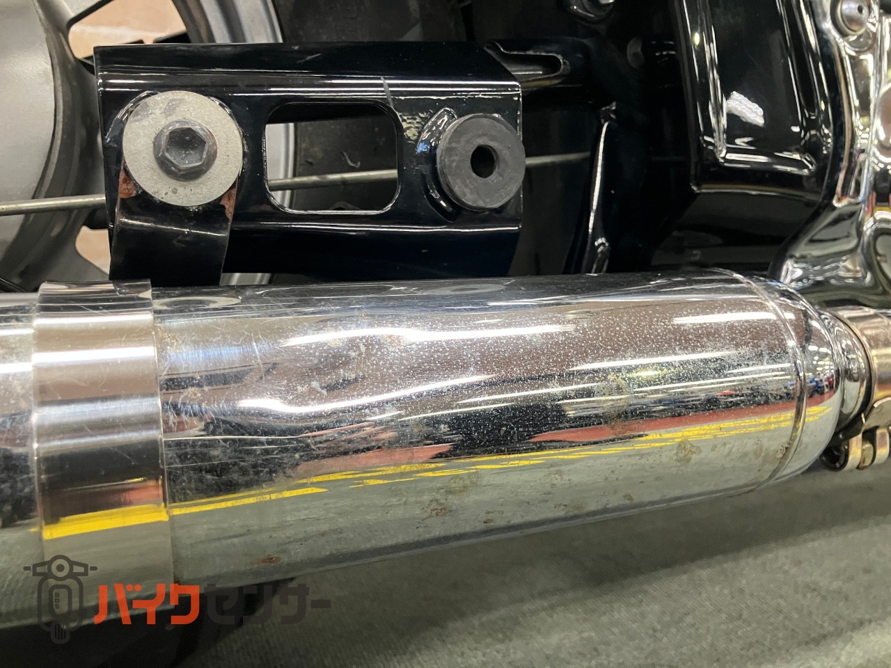 イントルーダー400クラシック　キャブレター車　エンジンガード　バックレスト　サイドサポート　ハンドル　フィッシュテールマフラー_38