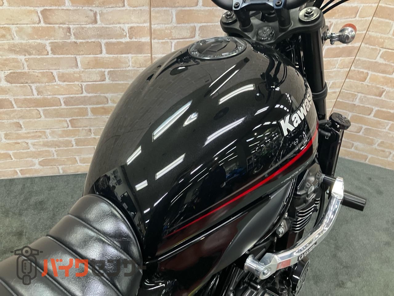 Z900RS  モリワキショート　OVERサブフレーム　バックステップ　マーシャルライト　ロングテール　フェンダーレス　シート　タンデムバー_6