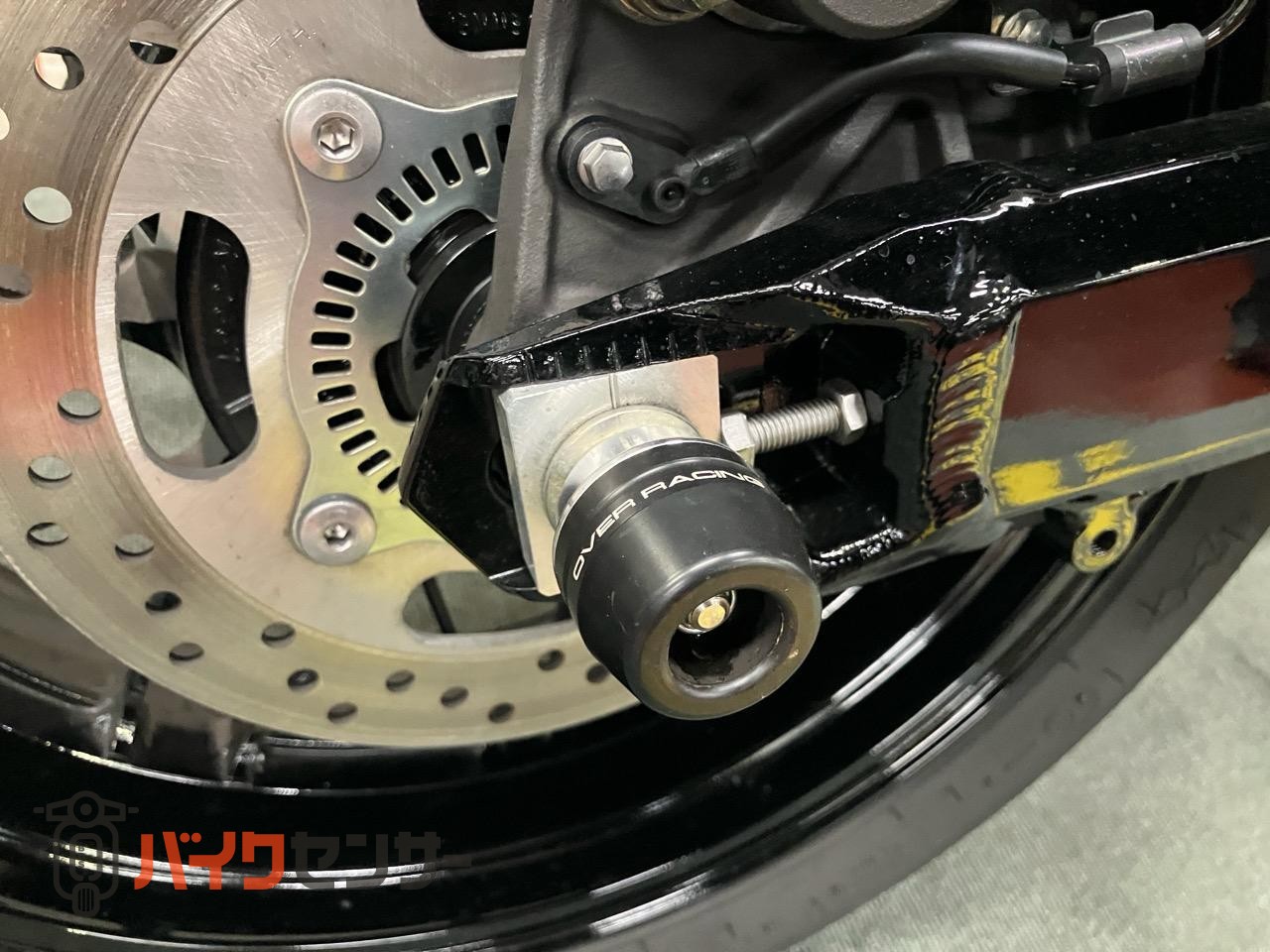 Z900RS  モリワキショート　OVERサブフレーム　バックステップ　マーシャルライト　ロングテール　フェンダーレス　シート　タンデムバー_10