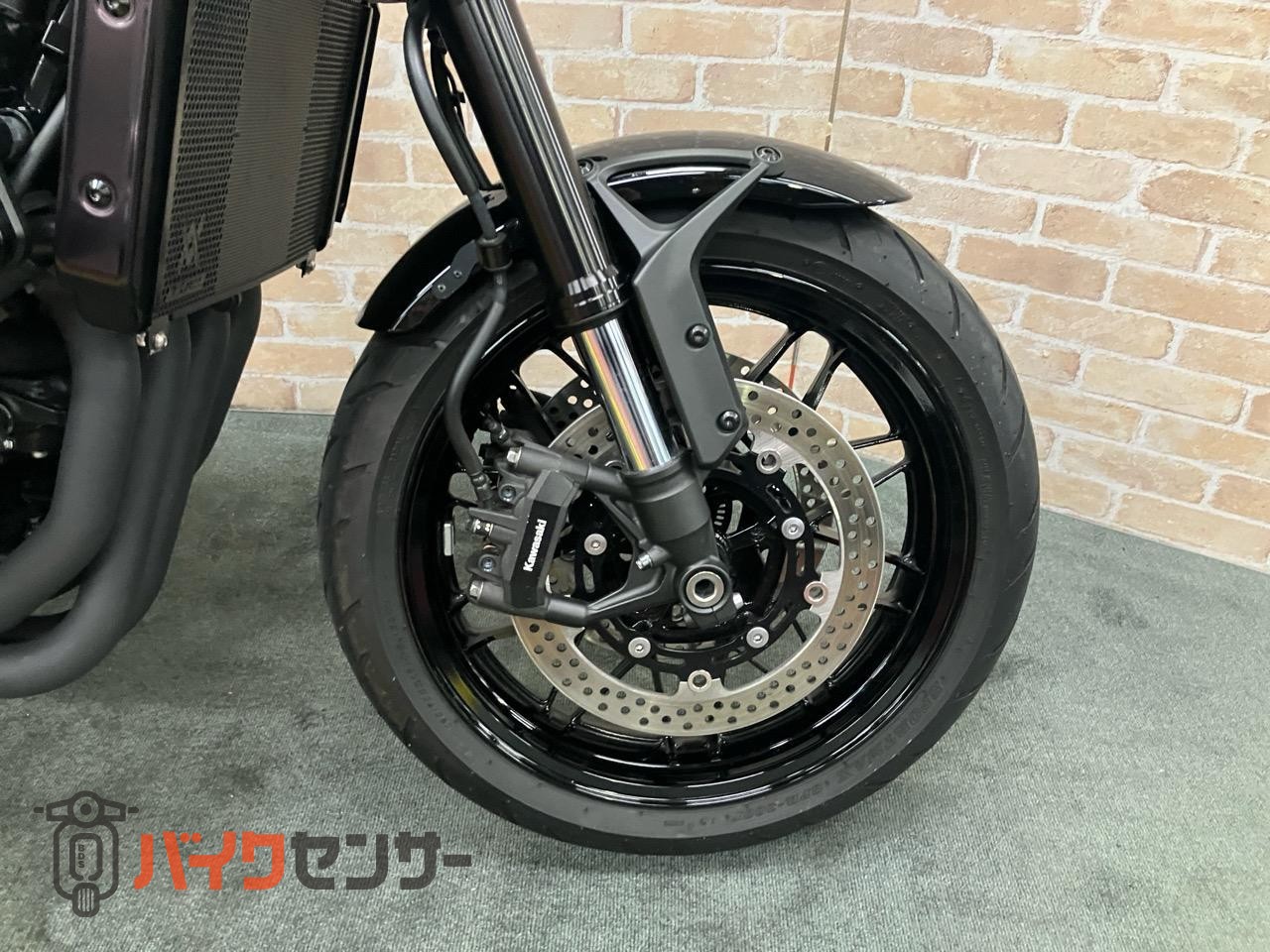 Z900RS  モリワキショート　OVERサブフレーム　バックステップ　マーシャルライト　ロングテール　フェンダーレス　シート　タンデムバー_23