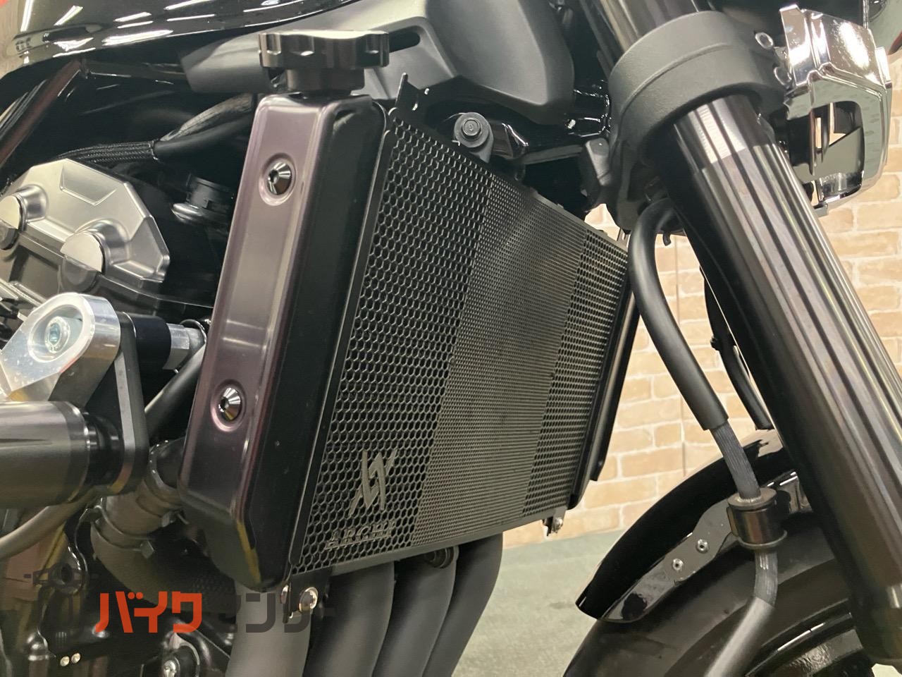 Z900RS  モリワキショート　OVERサブフレーム　バックステップ　マーシャルライト　ロングテール　フェンダーレス　シート　タンデムバー_27