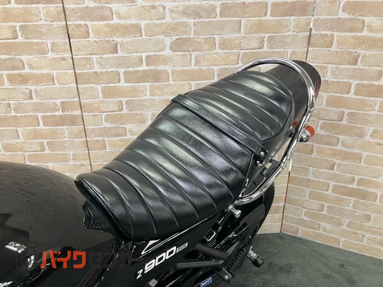 Z900RS  モリワキショート　OVERサブフレーム　バックステップ　マーシャルライト　ロングテール　フェンダーレス　シート　タンデムバー_32