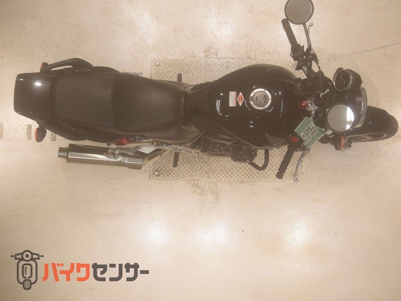 CB400 SUPER FOUR VTEC REVO　グリップヒーター　タンクパッド　エンジンガード_6