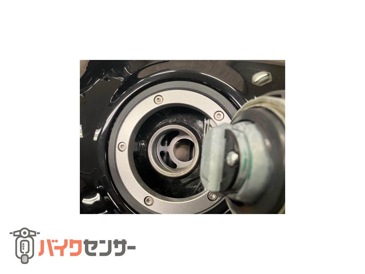 CB400 SUPER FOUR VTEC REVO　グリップヒーター　タンクパッド　エンジンガード_27