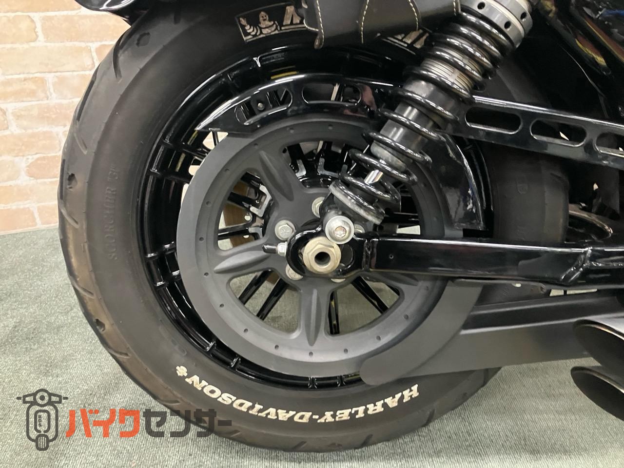 XL1200X フォーティエイト　パフォーマンスマシンエアクリ　バンス　ショートショット　メーター移設　タンクアップ　LEDヘットライト_7