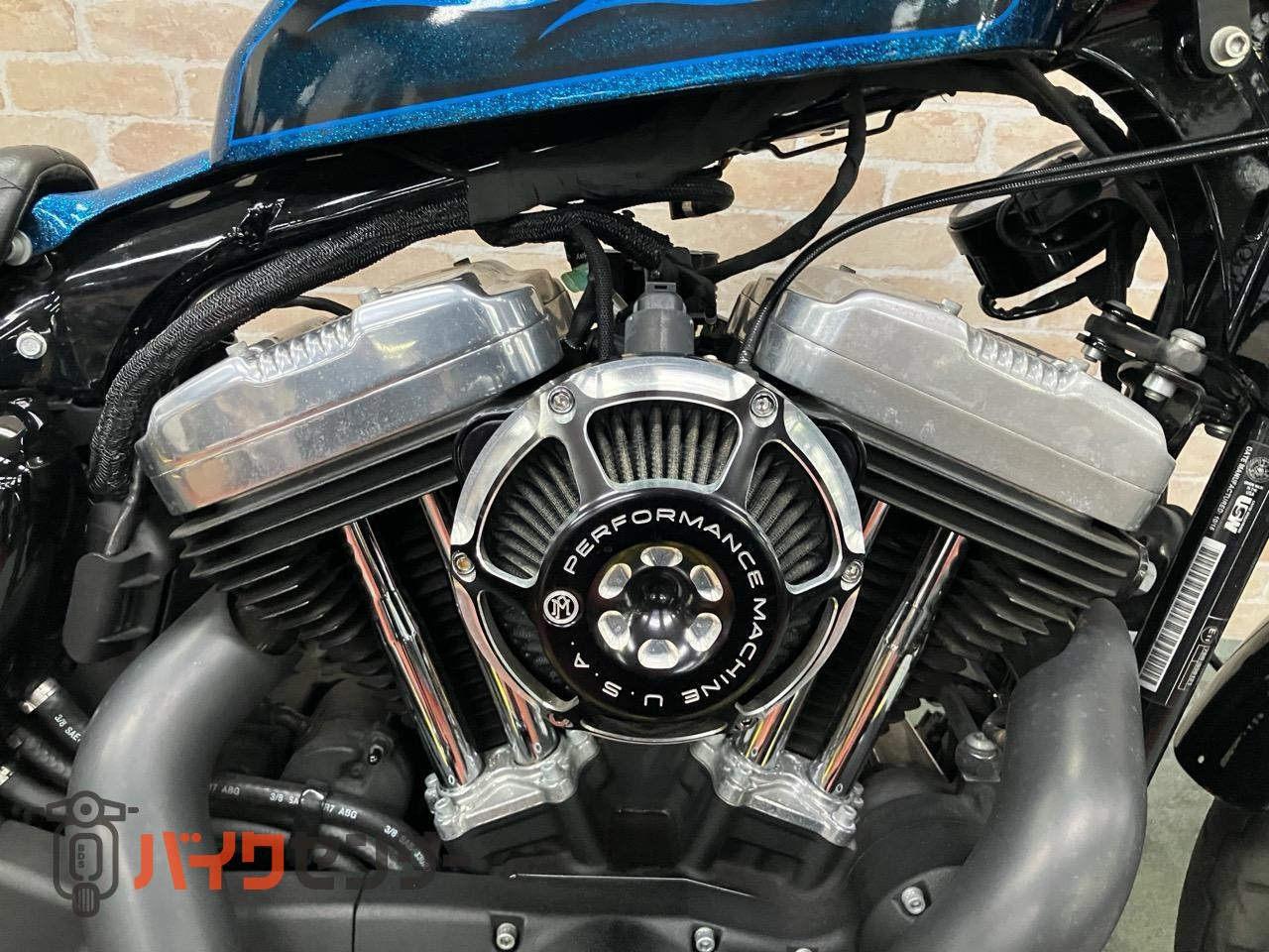 XL1200X フォーティエイト　パフォーマンスマシンエアクリ　バンス　ショートショット　メーター移設　タンクアップ　LEDヘットライト_12