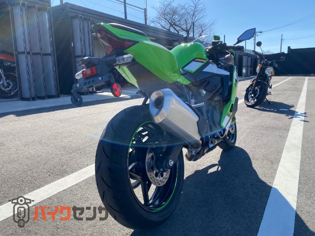 NINJA ZX-4RR - KAWASAKI | CHAMPION 76 | チャンピオン 76