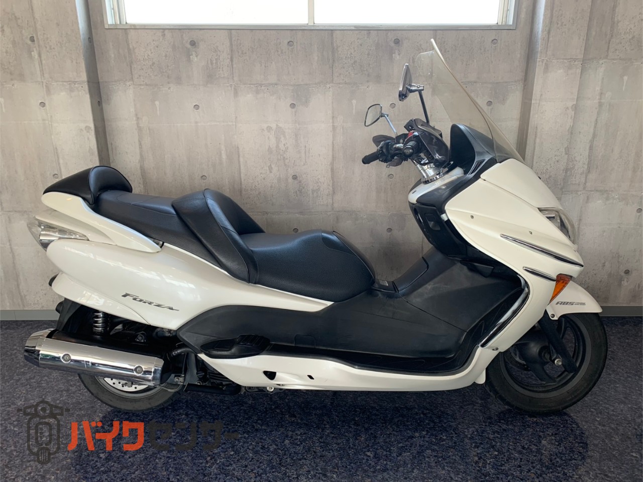 フォルツァz  実働！　機関良好　低走行車 ホンダ（HONDA） フォルツァZ | FORZA Zの型式・スペックならバイクブロス