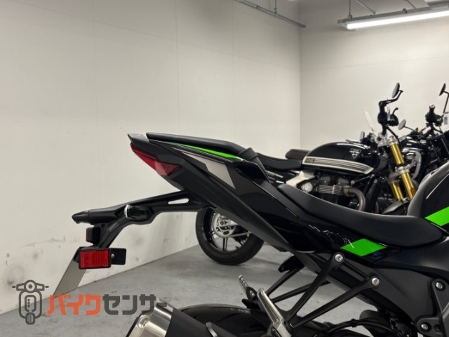 Ninja ZX-6R フルノーマル車 クイックシフター SHOWAセパハン