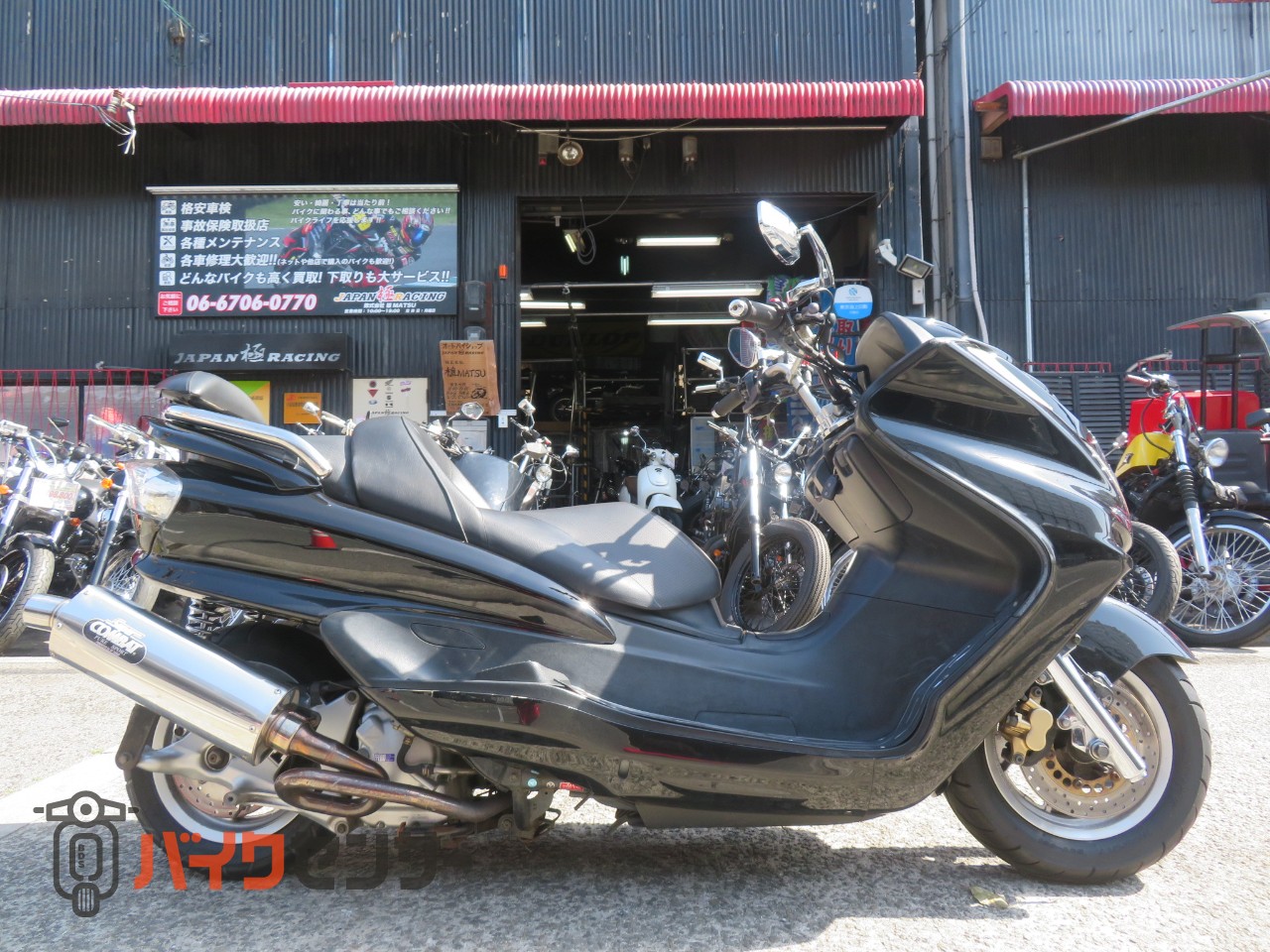 ヤマハ マジェスティ250C ブラックカラー コンバットマフラー ハンドル 