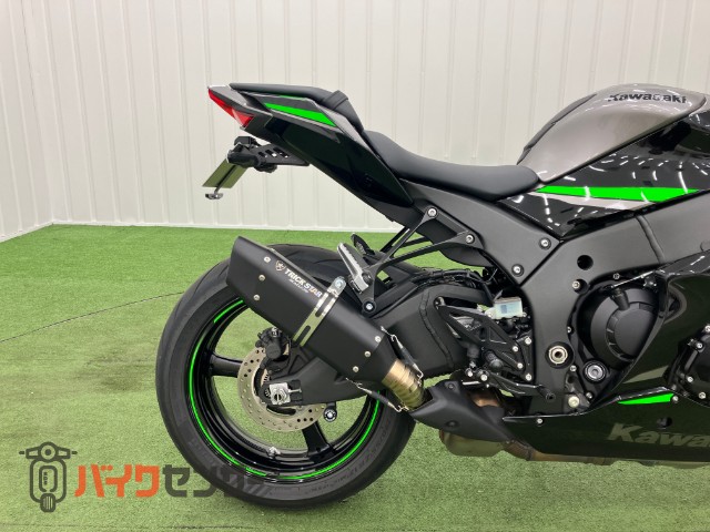 Ninja ZX-10R トリックスターマフラー レバーガード AGRASバック