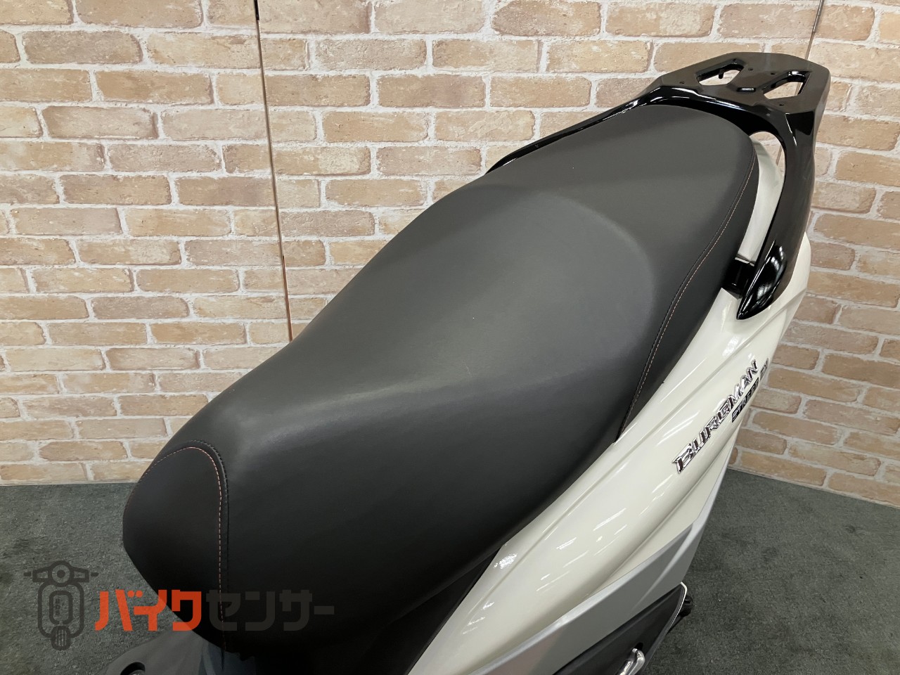 バーグマンストリート125EX_35