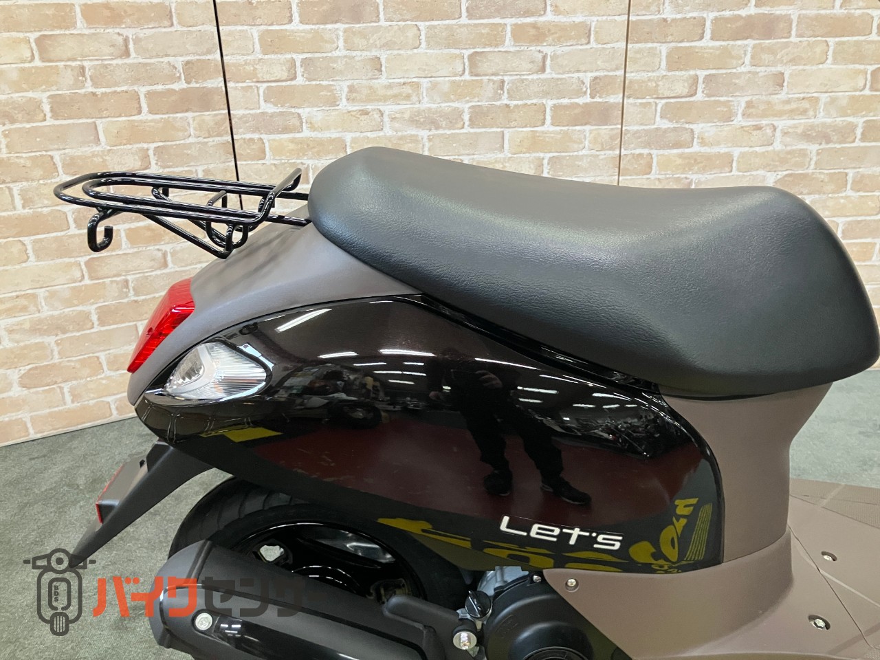 レッツバスケット ワンオーナー　ロールシャッター付前カゴ搭載モデル　グラスミッドナイトブラウン　メットインスクーター_30