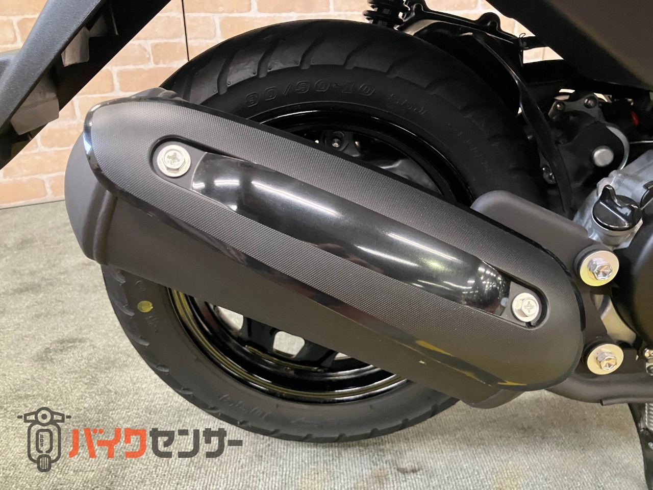 レッツバスケット ワンオーナー　ロールシャッター付前カゴ搭載モデル　グラスミッドナイトブラウン　メットインスクーター_31