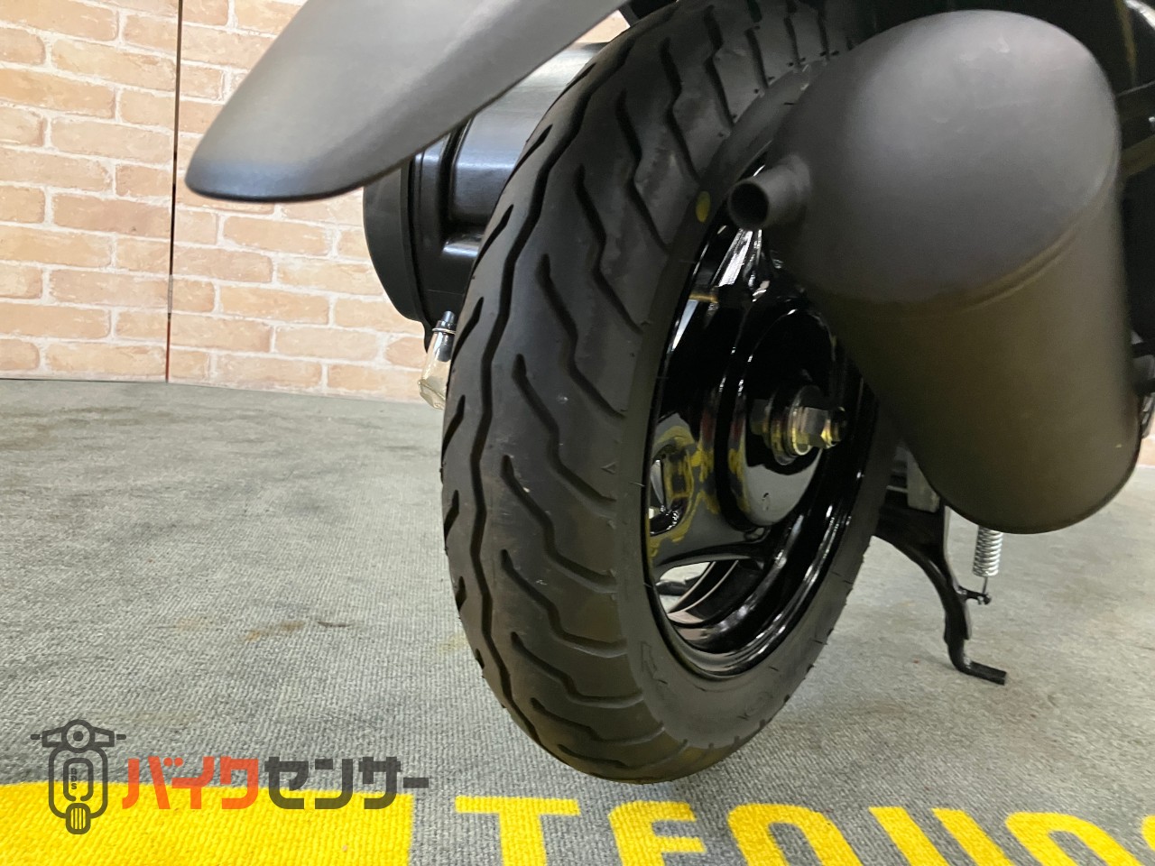 レッツバスケット ワンオーナー　ロールシャッター付前カゴ搭載モデル　グラスミッドナイトブラウン　メットインスクーター_35