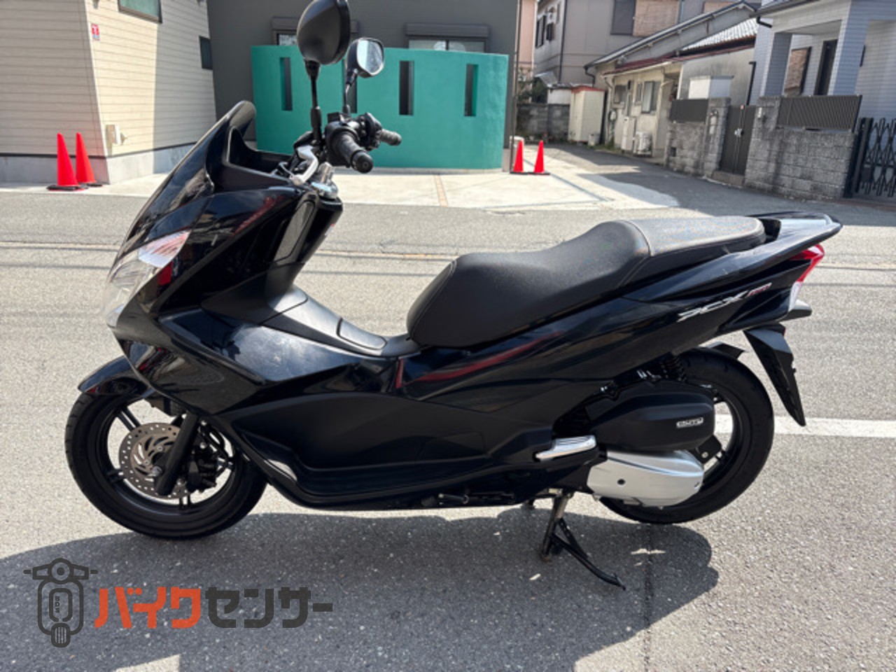 ホンダ PCX150 KF18型 バッテリーとオイル交換 極少の走行 B633076 