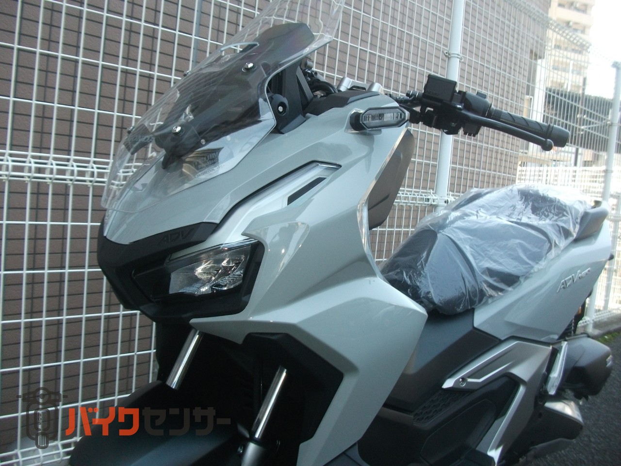 本日入荷！大人気入手困難ホンダAADV160パールスモーキーグレー！限定一台限り！ ADV160！パールスモーキーグレー入荷！ | バイクショップRIZE[ライズ