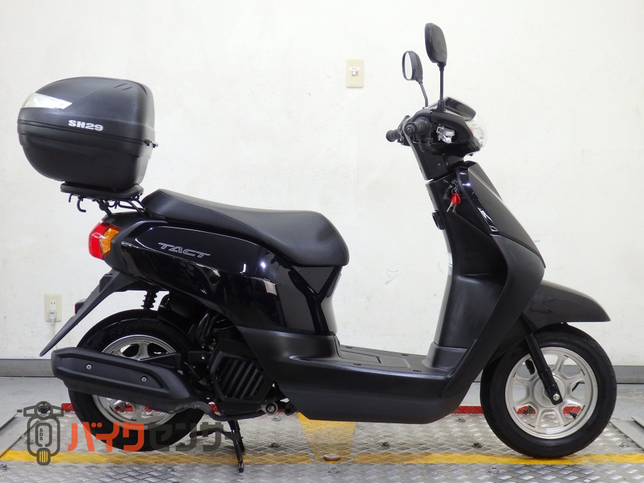 ホンダ タクトベーシック AF75 リアボックス 75011 B634814
