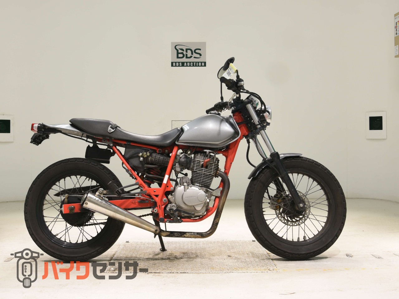 個人☆初出品☆かなり安め！FTR223 スカチューン　自賠責あり ホンダ FTR223 単気筒エンジン スカチューン 赤フレーム B636090| BDS