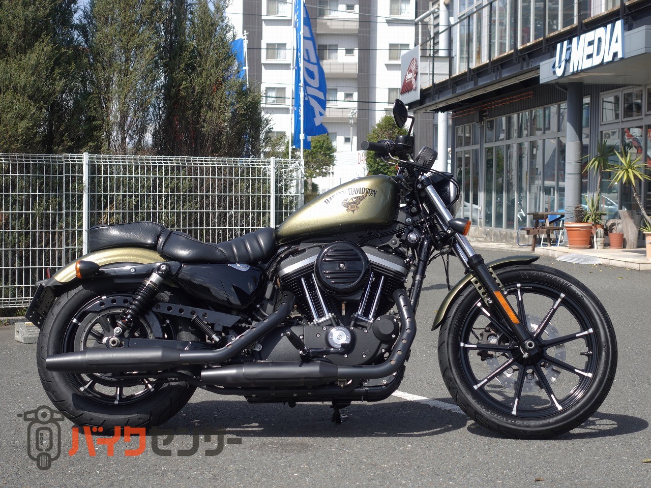 ハーレーダビッドソン XL883N アイアン ○純正カラー「オリーブ