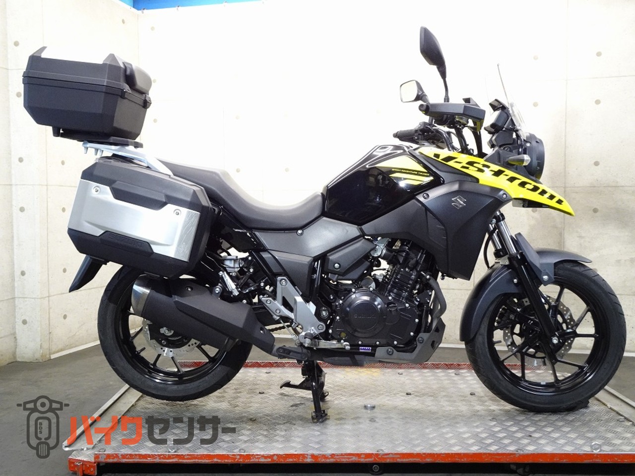 スズキ Vストローム250 DS11A 2017年モデル グリップヒーター リア＆サイドBOX ナックルガード 75437 B639843 ...