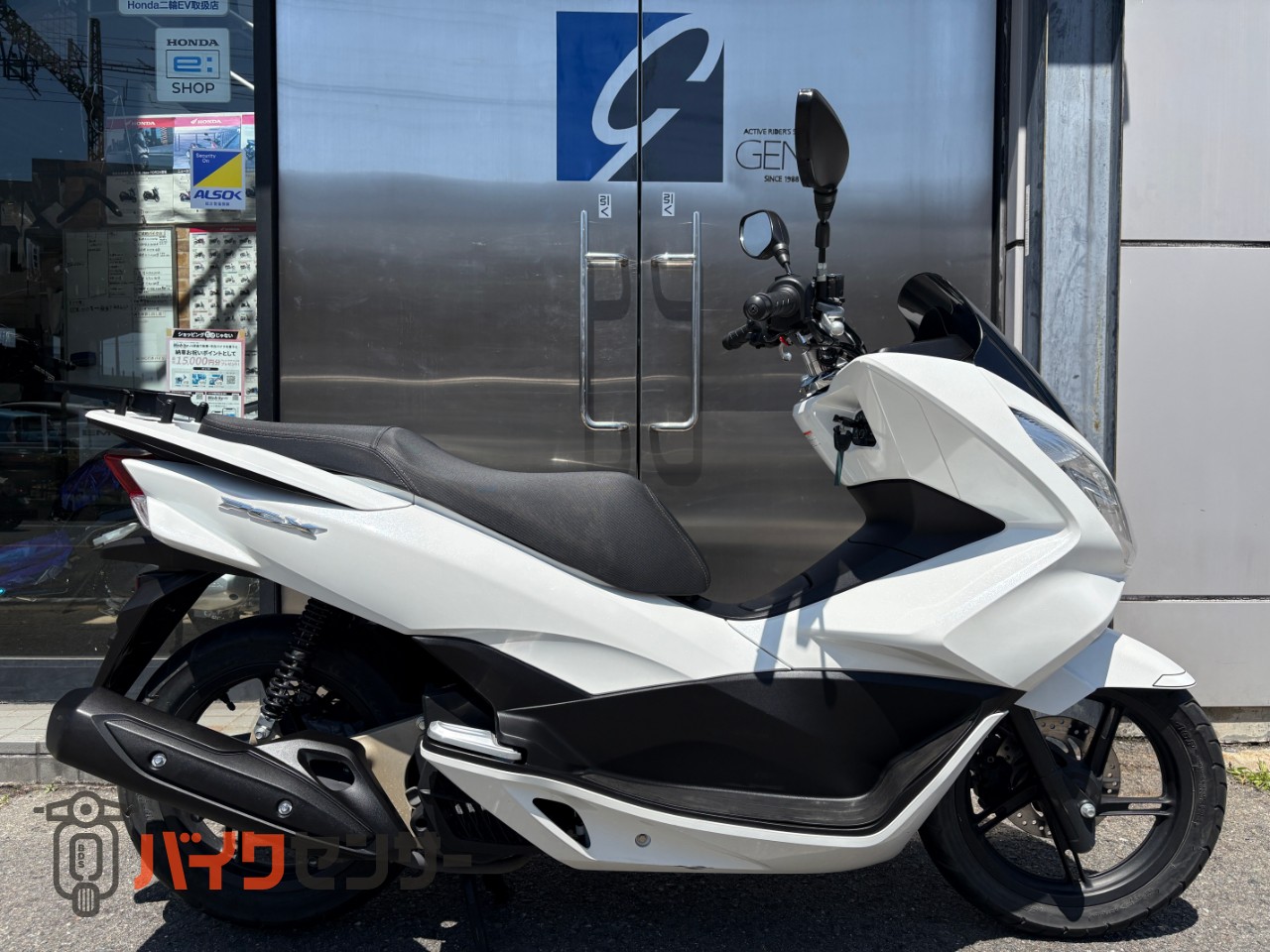 【引取先決定】ホンダ・PCX125　機関良好・整備済み　自賠責＆リヤボックス付き　通勤通学新生活に ホンダ PCX125現行国内正規モデル ABS・スマートキー